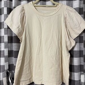 Old Navy Women's Short Sleeve Cream Tee